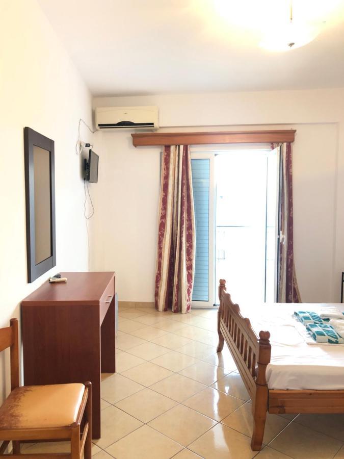 Center Hotel Pirro Himarë Dış mekan fotoğraf