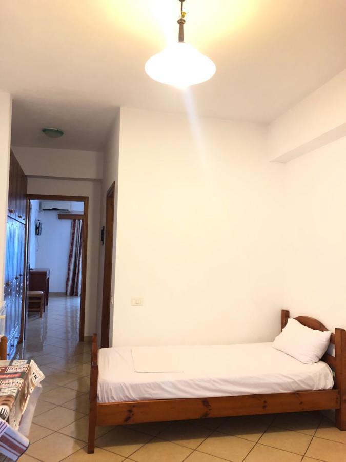 Center Hotel Pirro Himarë Dış mekan fotoğraf
