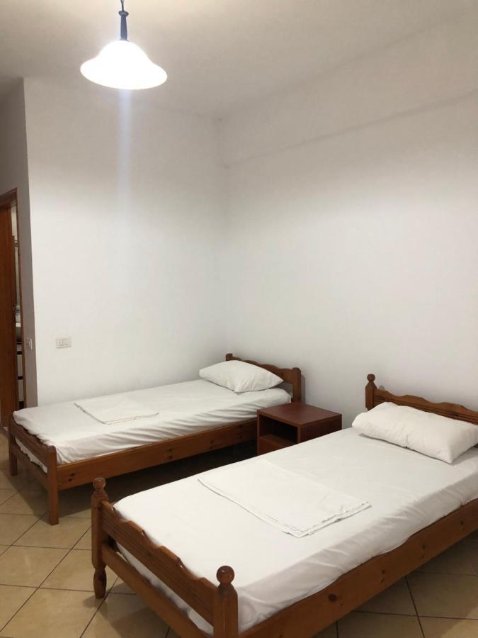 Center Hotel Pirro Himarë Dış mekan fotoğraf