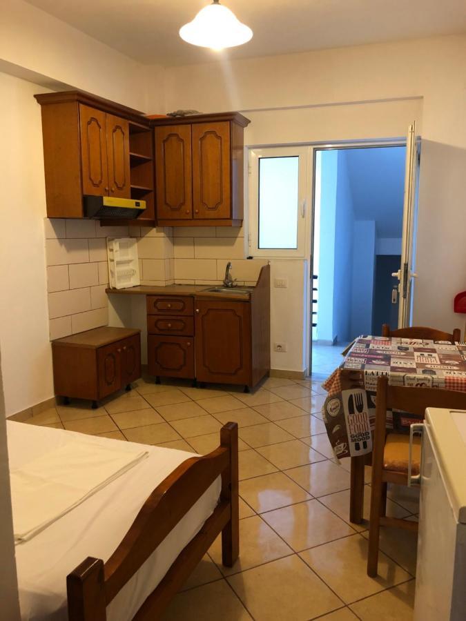 Center Hotel Pirro Himarë Dış mekan fotoğraf
