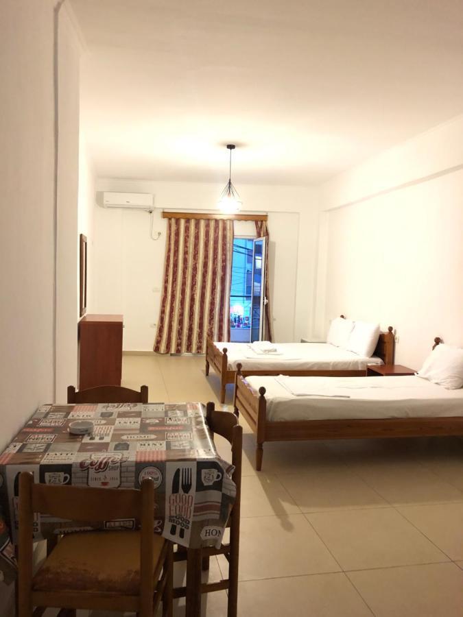 Center Hotel Pirro Himarë Dış mekan fotoğraf