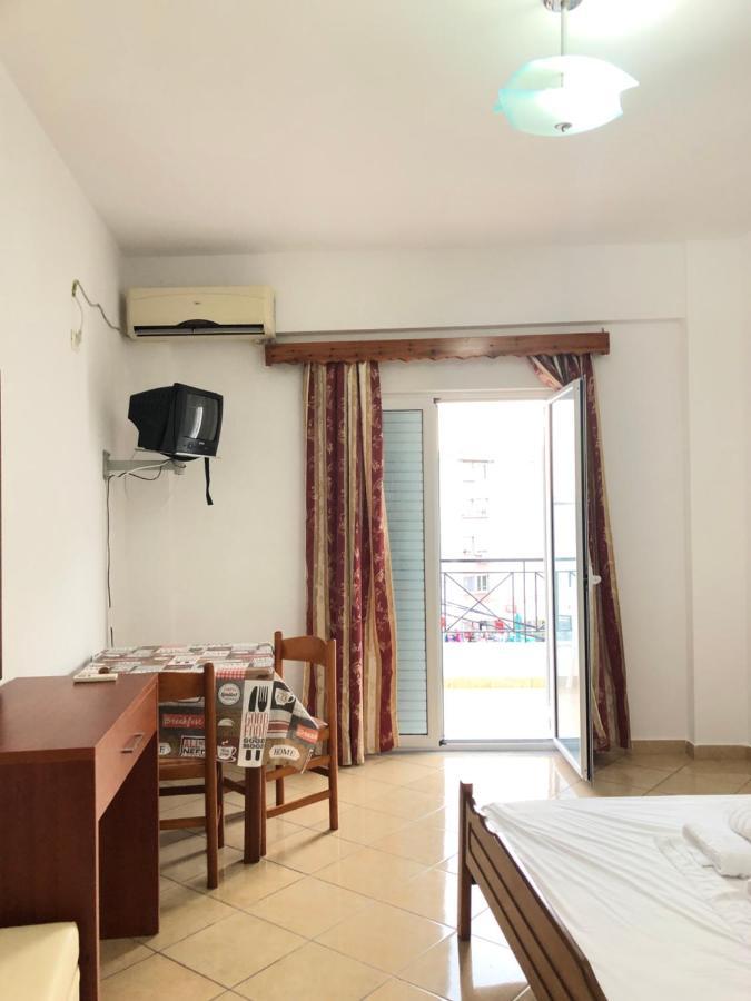 Center Hotel Pirro Himarë Dış mekan fotoğraf