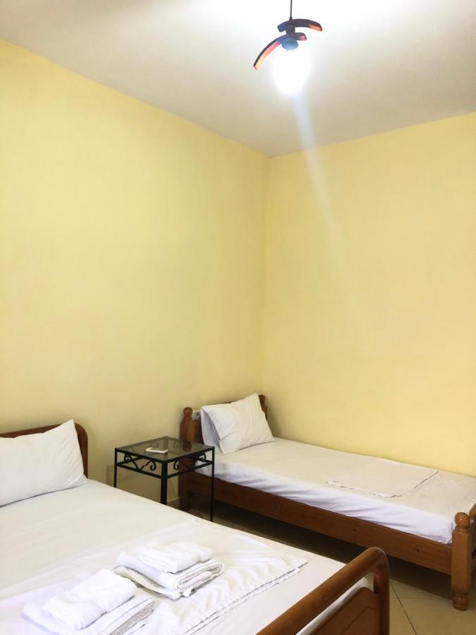 Center Hotel Pirro Himarë Dış mekan fotoğraf