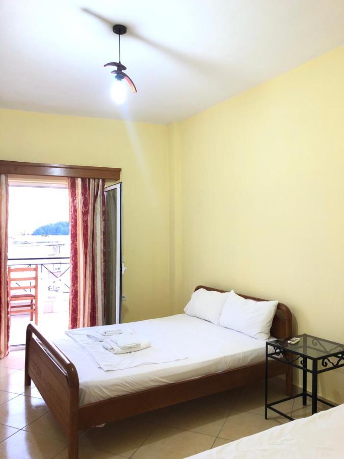 Center Hotel Pirro Himarë Dış mekan fotoğraf